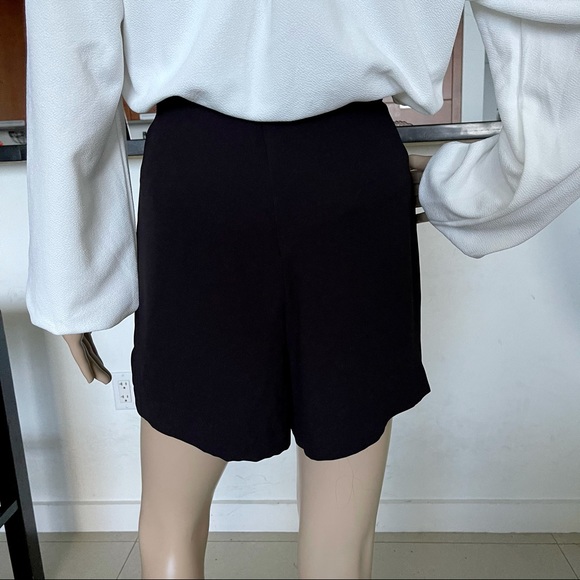 BCBGMAXAZRIA Silk Georgette Pleat Shorts - Picture 12 of 15